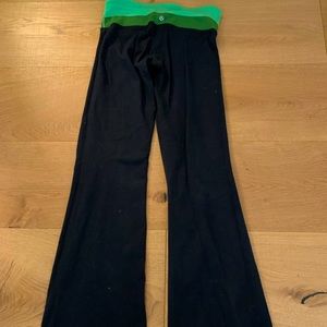 Black lulu lemon flare pants